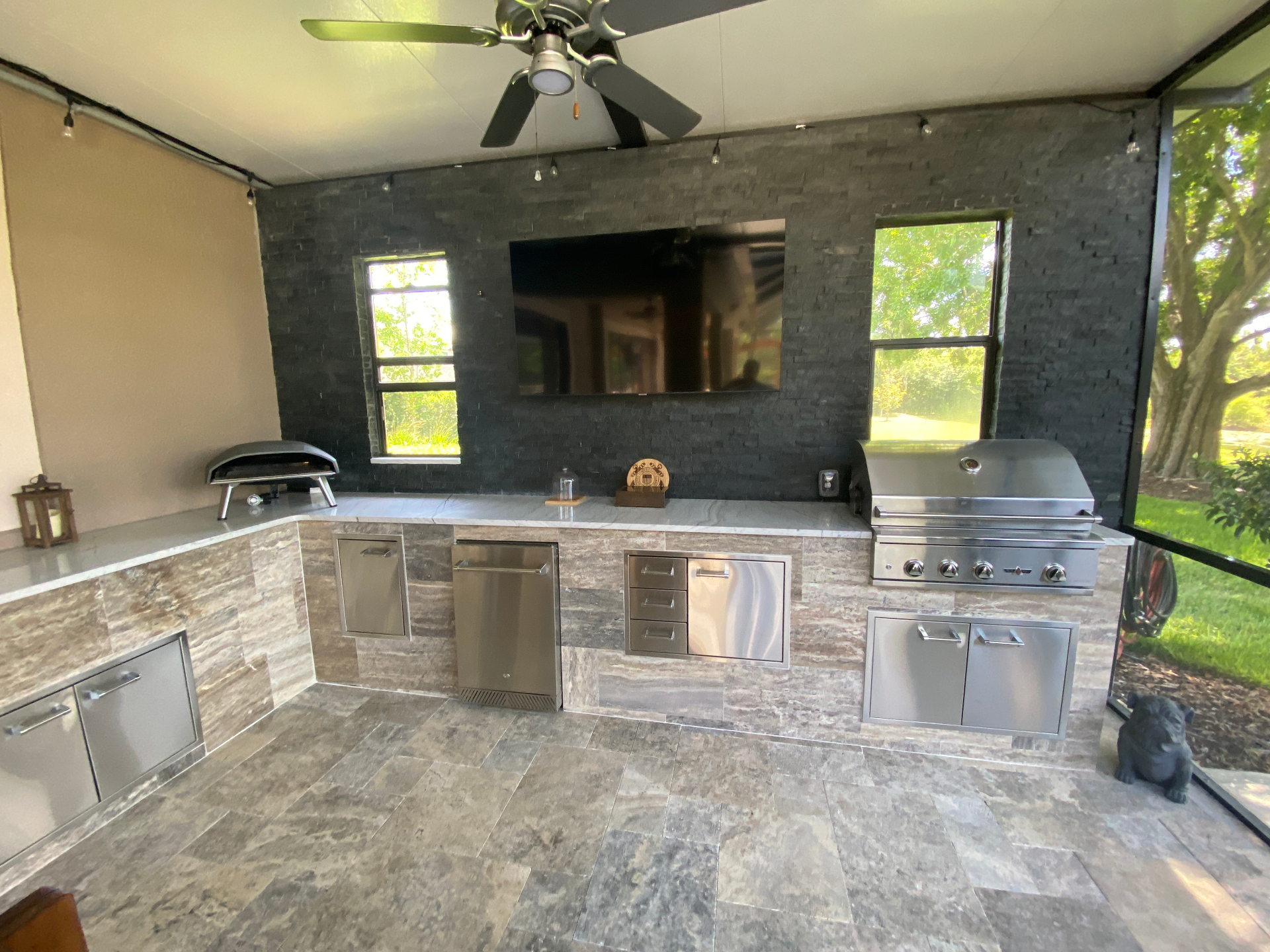 outdoor-icon-CB7z5Ihh